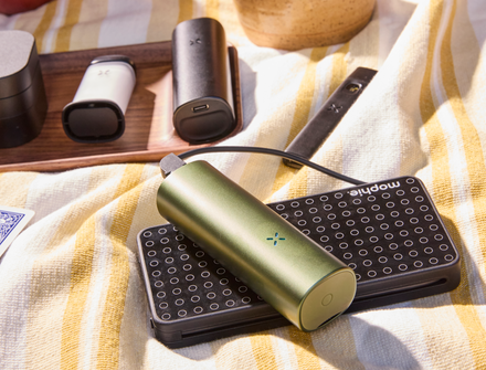 PAX FLOW dry herb vaporizer and accessories